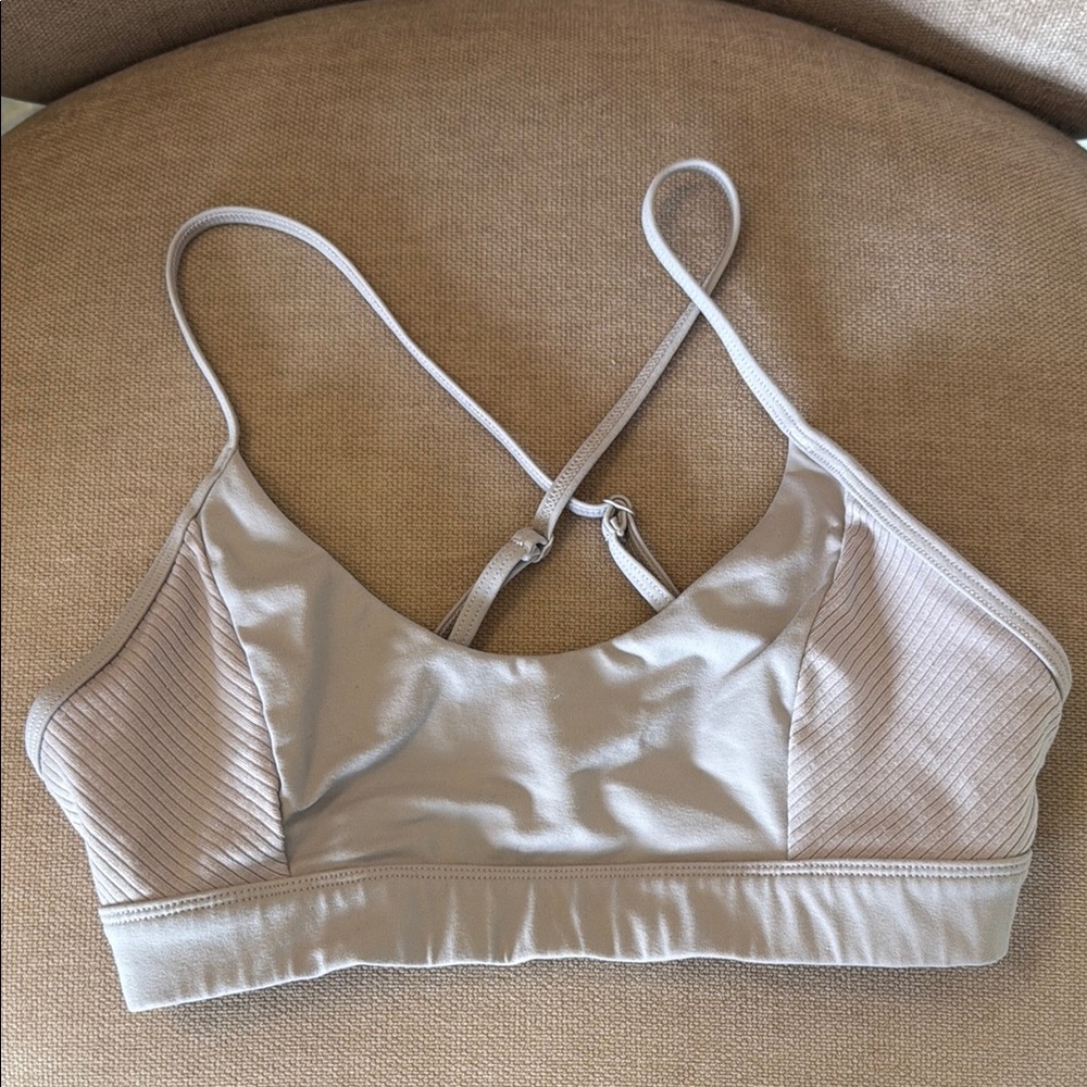 ALO Yoga Scoop Neck Sport Bra